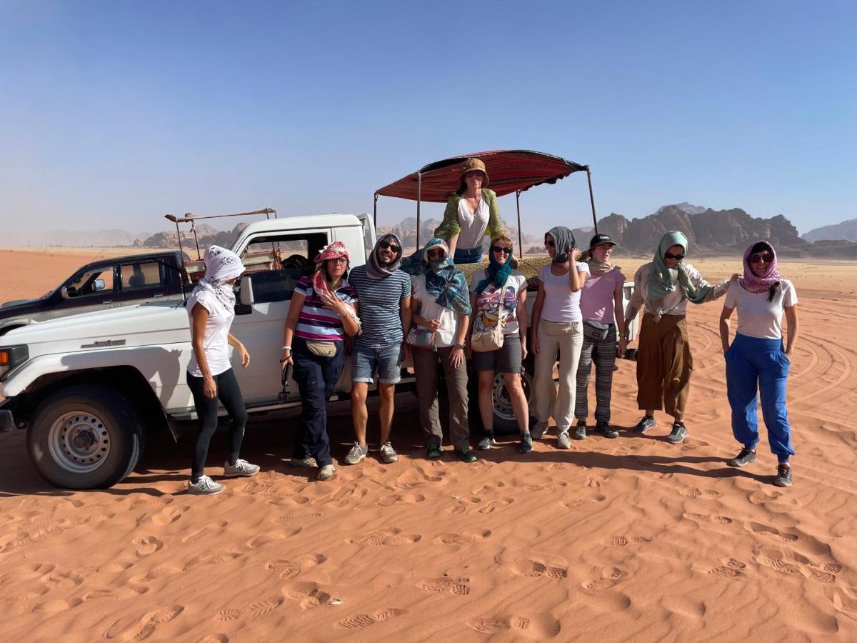 Zawaideh Desert Camp Hotel Wadi Rum Ngoại thất bức ảnh