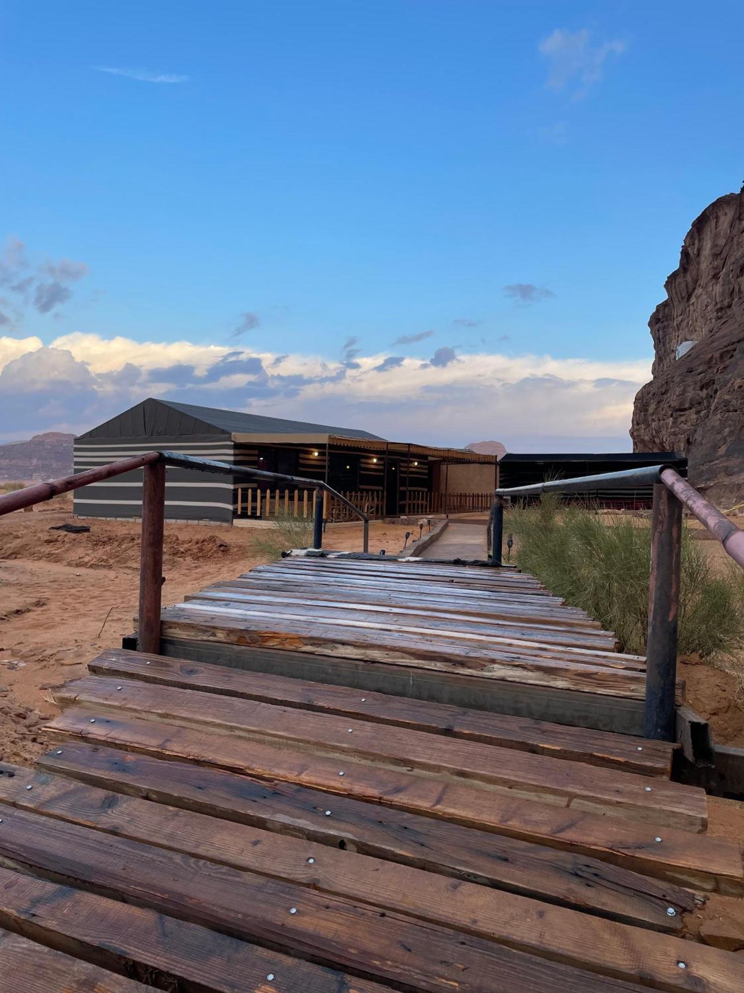 Zawaideh Desert Camp Hotel Wadi Rum Ngoại thất bức ảnh