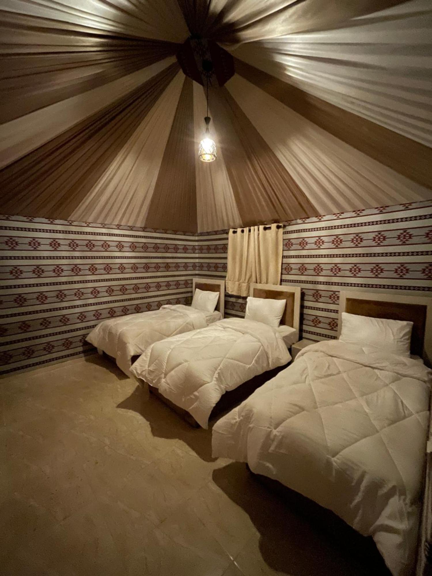 Zawaideh Desert Camp Hotel Wadi Rum Ngoại thất bức ảnh